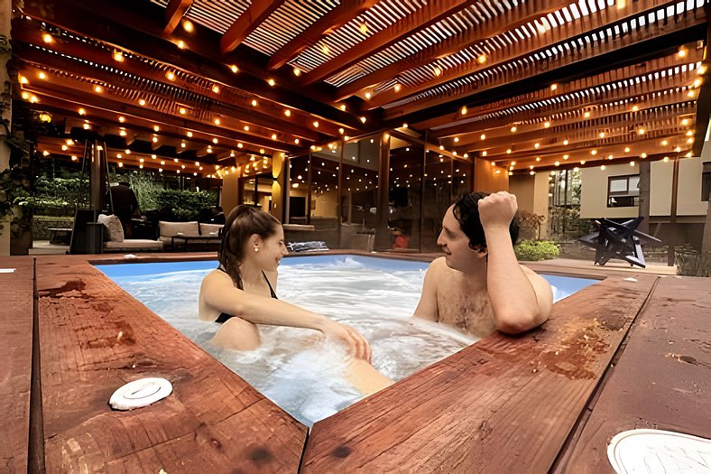 Chalet with private pool and jacuzzi